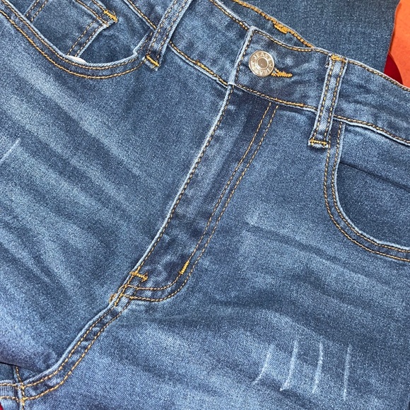 SOLD GORGEOUS SHEIN Medium Wash High Waisted Bell Bottom Stretch Jeans - Picture 6 of 11